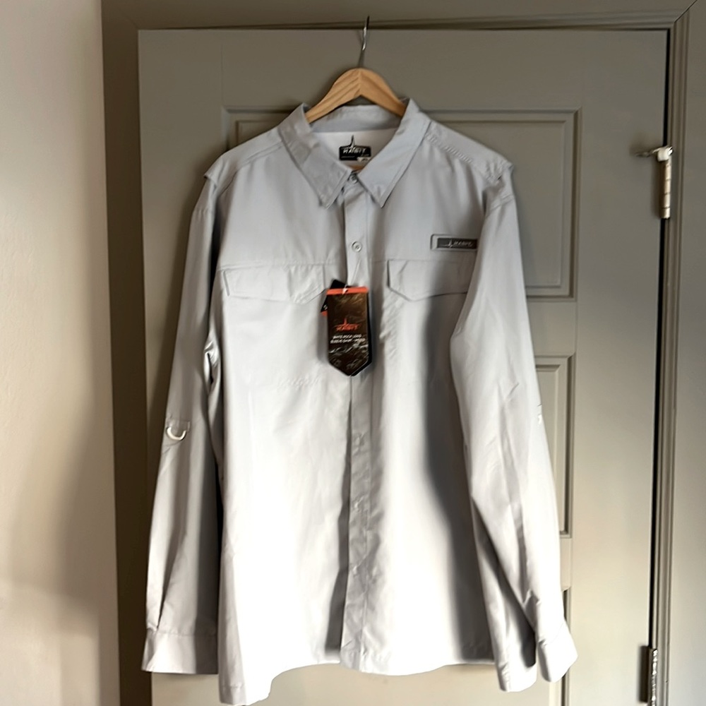 New with tags Habit fishing shirt - size XL